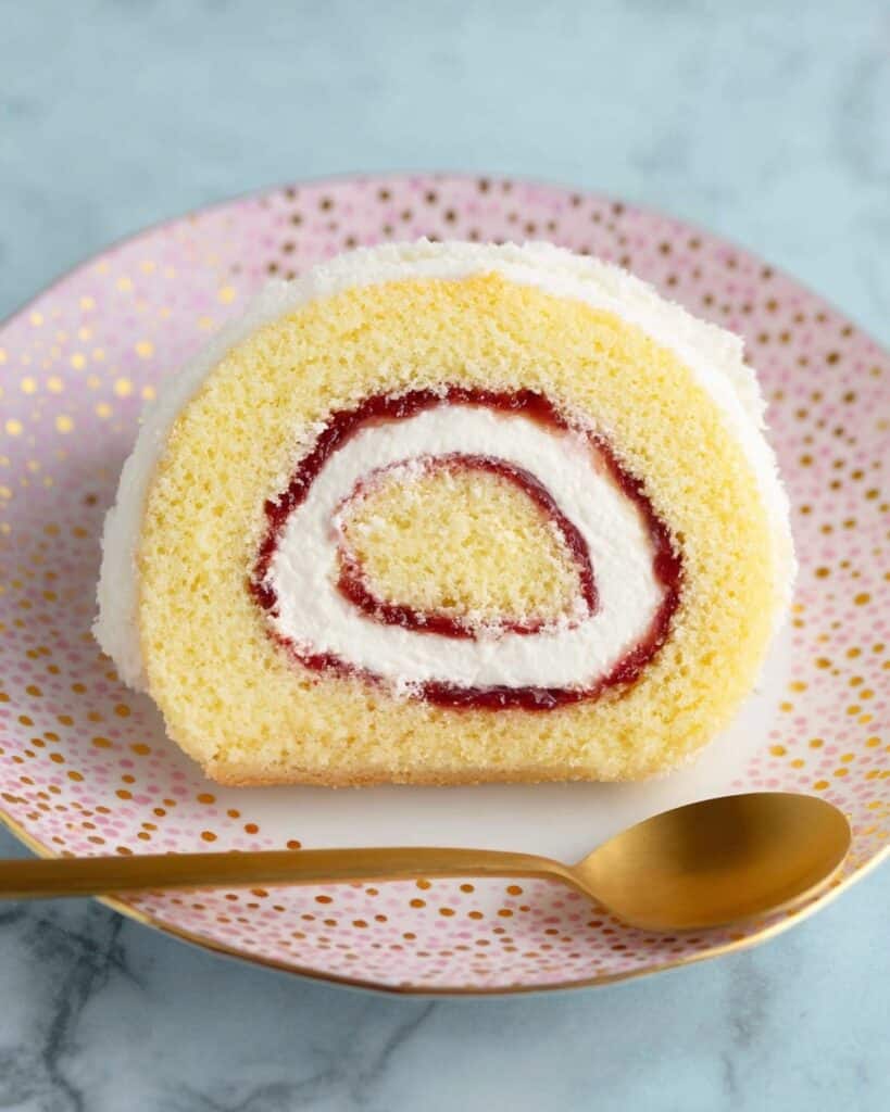 Soft Vanilla Swiss Roll Cake with Cream Filling Recipe