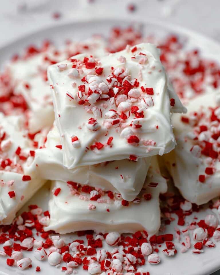 Peppermint Crunch White Chocolate Covered Graham Crackers Recipe